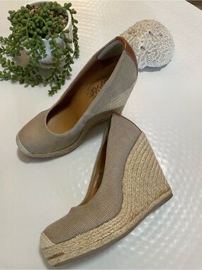Nine West Beige Canvas Espadrille Wedge Pumps